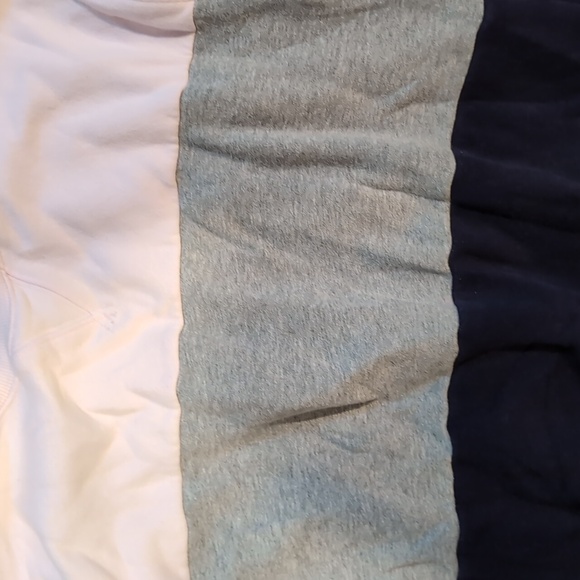 TNA Colorblock Sweatshirt - Picture 3 of 4